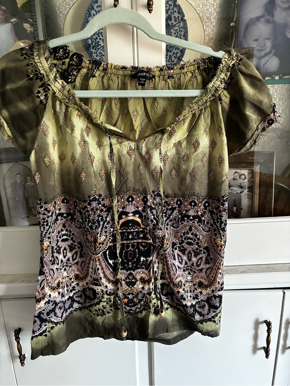 Chaise KC Olive Green Patterned Boho Short-sleeve Peasant Top Small